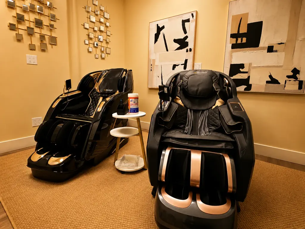 Two massage chairs in the Wanko Zen Lounge private room